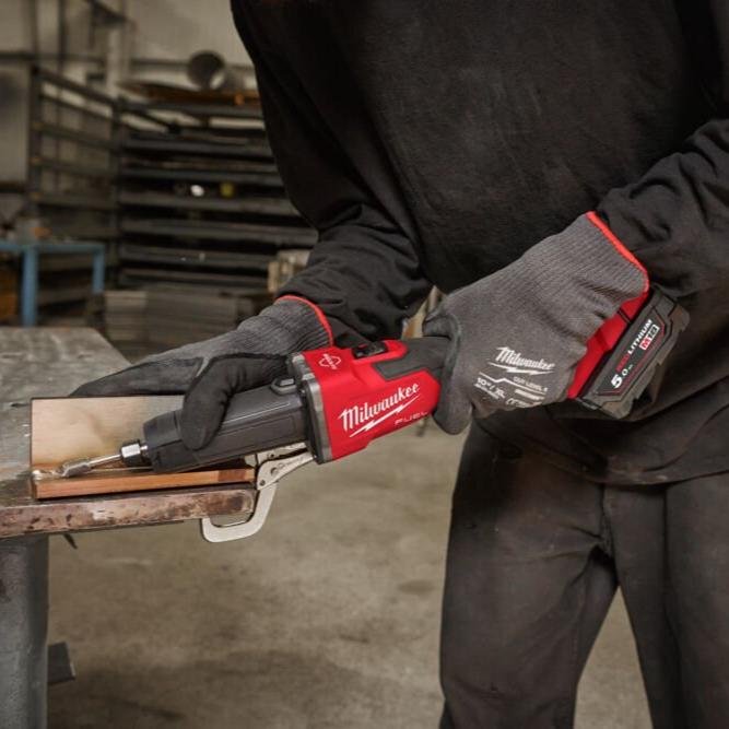Milwaukee M18 FUEL™ Braking Die Grinder in use, featuring the 6mm & 8mm collet, spindle lock, RAPIDSTOP™ branding, and ergonomic design, delivering high-performance grinding.