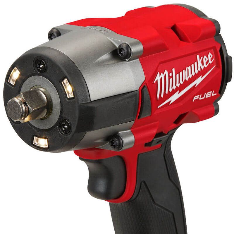 Close-up shot of the Milwaukee M18 FUEL Cordless 4-Mode ½″ Impact Wrench, highlighting its 881 Nm nut-busting torque, 152mm compact design, and 4-Mode DRIVE CONTROL™ settings.